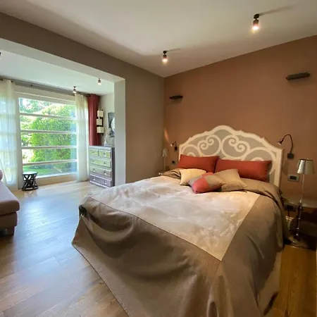 Gatta Bianca Villa